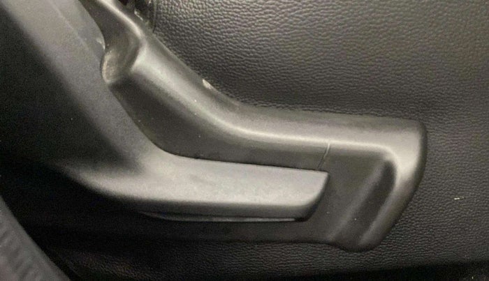 2019 Maruti Swift LXI, Petrol, Manual, 75,667 km, Driver Side Adjustment Panel