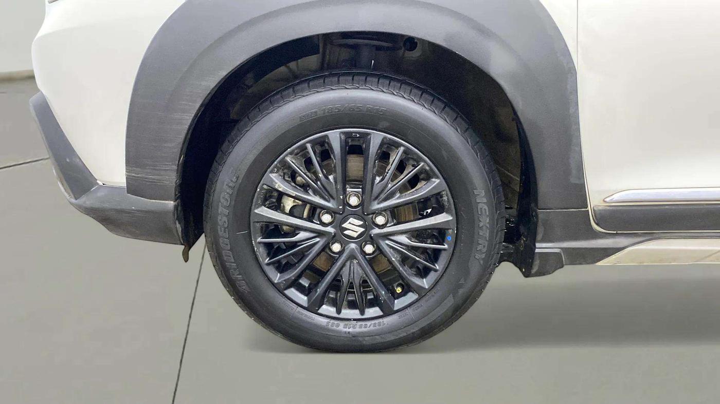2019 Maruti XL6 ALPHA AT, Petrol, Automatic, 79,903 km, Left Front Wheel