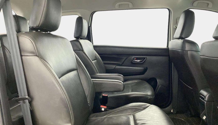 2019 Maruti XL6 ALPHA AT, Petrol, Automatic, 79,903 km, Right Side Rear Door Cabin