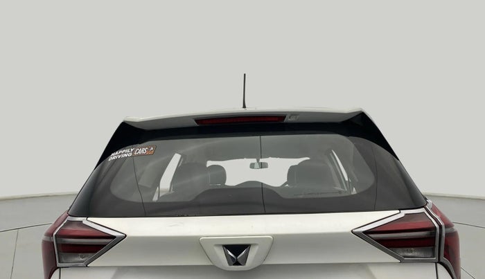 2022 Mahindra XUV700 MX D MT 5 STR, Diesel, Manual, 58,937 km, Rear Windshield