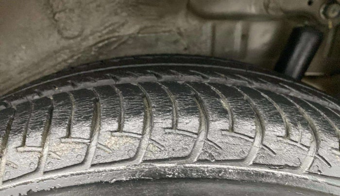 2015 Maruti Wagon R 1.0 VXI, Petrol, Manual, 58,584 km, Left Rear Tyre Tread