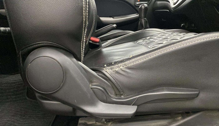 2022 Maruti Baleno ZETA PETROL 1.2, Petrol, Manual, 42,909 km, Driver Side Adjustment Panel