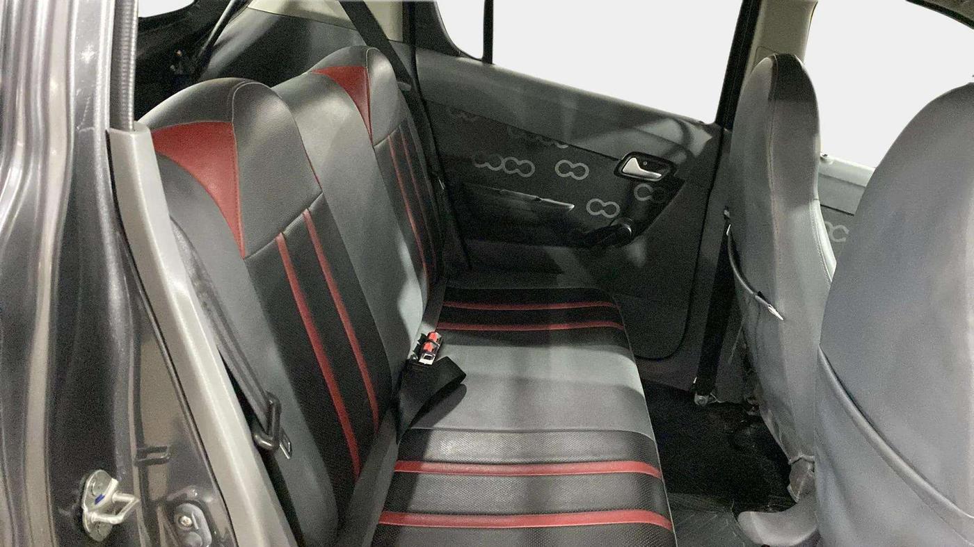 2015 Maruti Alto 800 LXI, Petrol, Manual, 8,737 km, Right Side Rear Door Cabin