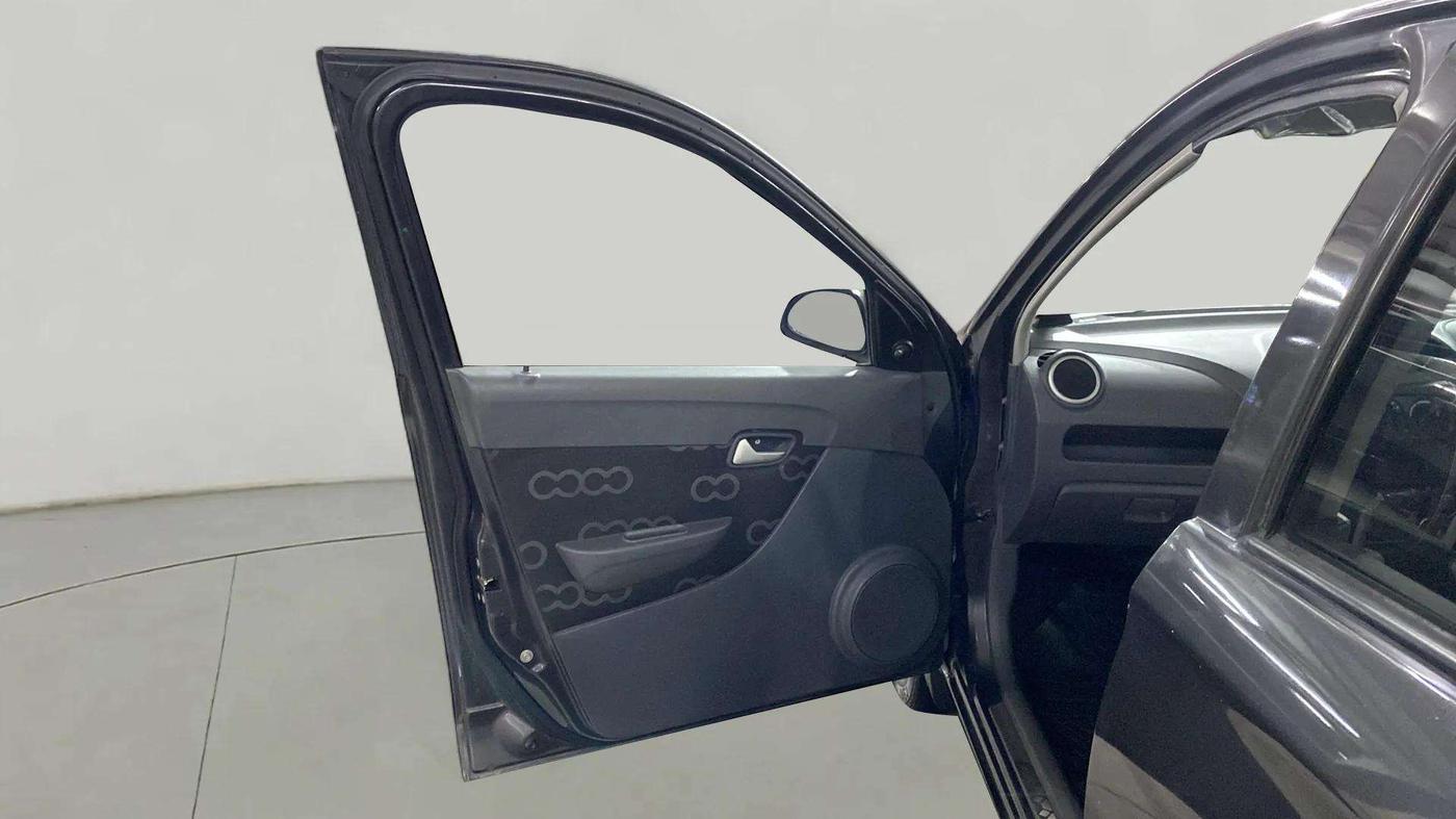 2015 Maruti Alto 800 LXI, Petrol, Manual, 8,737 km, LHS Front Door