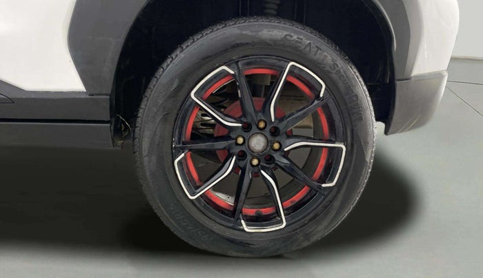 2022 Nissan MAGNITE XE, Petrol, Manual, 40,088 km, Left Rear Wheel