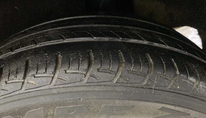 2018 Maruti Baleno DELTA PETROL 1.2, Petrol, Manual, 46,937 km, Left Rear Tyre Tread