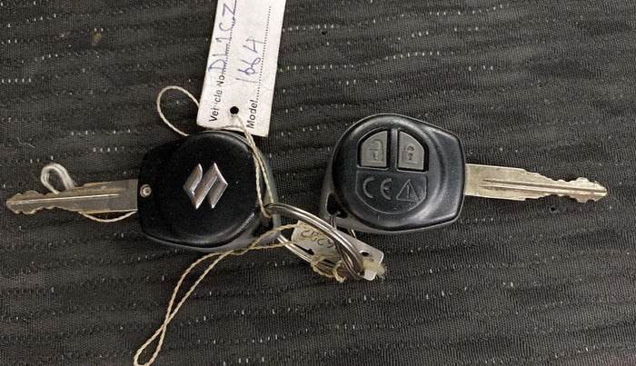 2018 Maruti Baleno DELTA PETROL 1.2, Petrol, Manual, 46,937 km, Key Close Up
