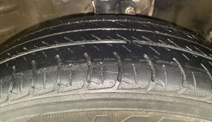 2022 Maruti New Wagon-R VXI CNG 1.0, CNG, Manual, 55,213 km, Right Front Tyre Tread