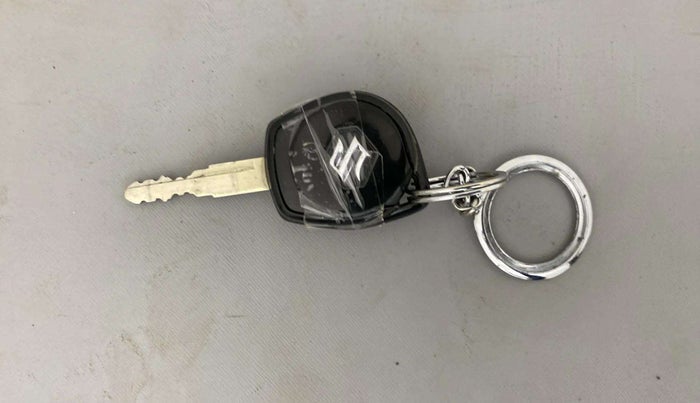 2022 Maruti New Wagon-R VXI CNG 1.0, CNG, Manual, 55,213 km, Key Close Up