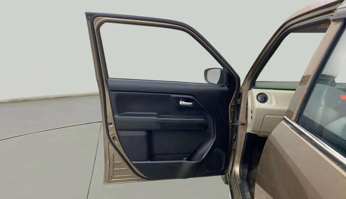 2022 Maruti New Wagon-R VXI CNG 1.0, CNG, Manual, 55,213 km, LHS Front Door