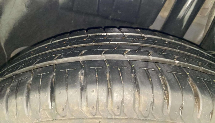 2019 Maruti Dzire ZXI PLUS AMT, Petrol, Automatic, 48,520 km, Left Rear Tyre Tread