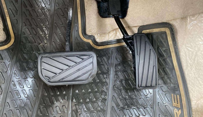 2019 Maruti Dzire ZXI PLUS AMT, Petrol, Automatic, 48,520 km, Pedals