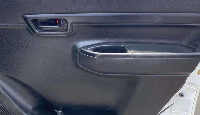 2022 Maruti S PRESSO VXI+, Petrol, Manual, 47,443 km, Driver Side Door Panels Control