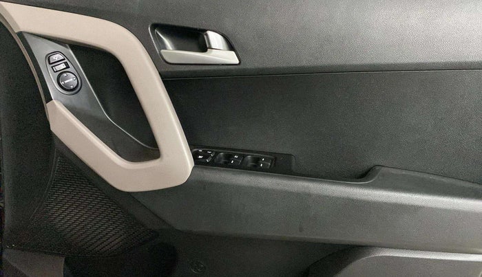 2018 Hyundai Creta SX AT 1.6 PETROL, Petrol, Automatic, 71,809 km, Driver Side Door Panels Control
