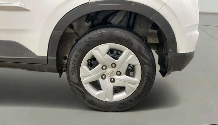 2020 Hyundai VENUE S 1.2, Petrol, Manual, 54,532 km, Left Rear Wheel