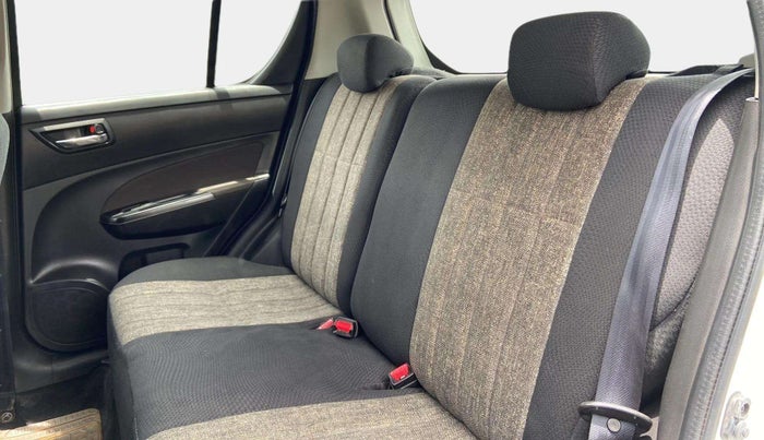 2016 Maruti Swift VXI, Petrol, Manual, 31,013 km, Right Side Rear Door Cabin