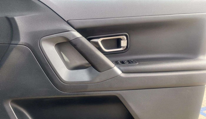 2020 Tata Harrier XZ 2.0L DARK EDITION, Diesel, Manual, 81,371 km, Driver Side Door Panels Control