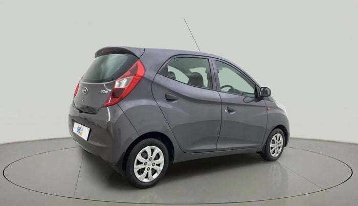 2018 Hyundai Eon MAGNA +, Petrol, Manual, 38,567 km, Right Back Diagonal