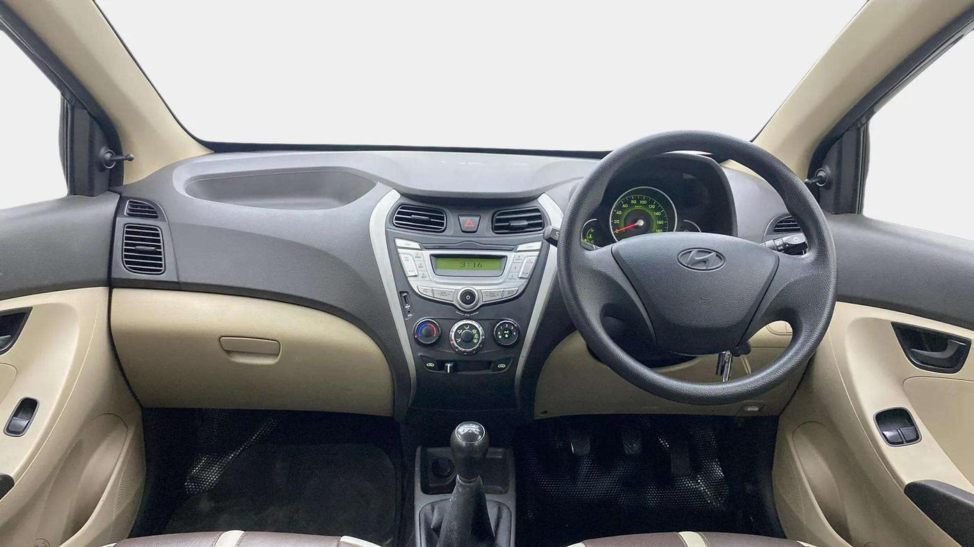 2018 Hyundai Eon MAGNA +, Petrol, Manual, 38,567 km, Dashboard