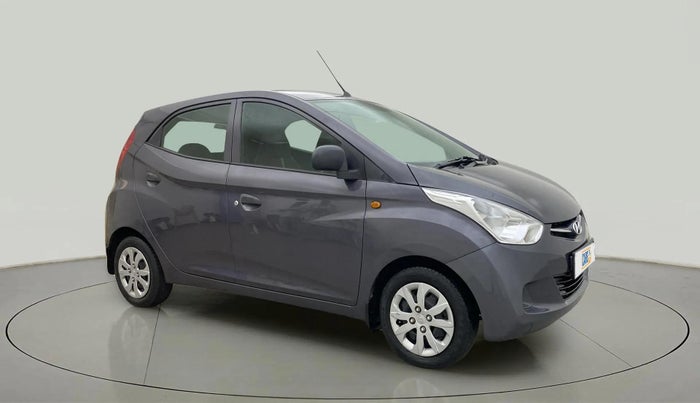 2018 Hyundai Eon MAGNA +, Petrol, Manual, 38,567 km, Right Front Diagonal