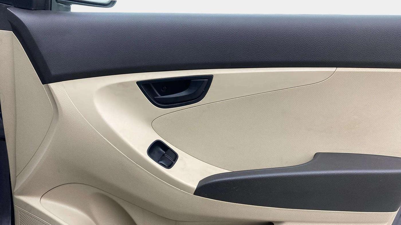 2018 Hyundai Eon MAGNA +, Petrol, Manual, 38,567 km, Driver Side Door Panels Control
