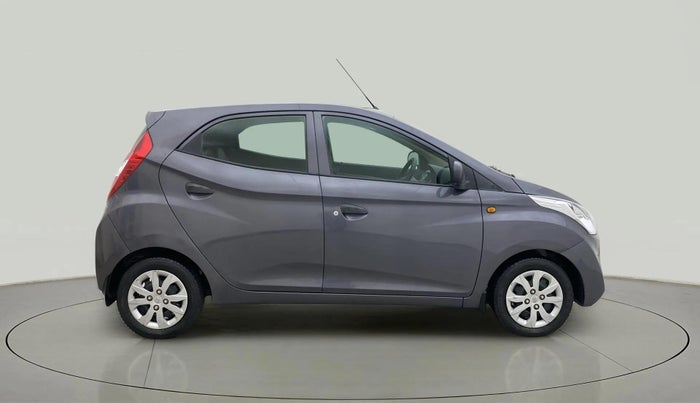 2018 Hyundai Eon MAGNA +, Petrol, Manual, 38,567 km, Right Side View