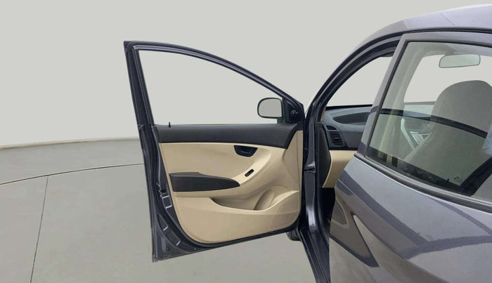2018 Hyundai Eon MAGNA +, Petrol, Manual, 38,567 km, LHS Front Door