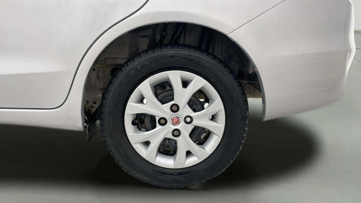 2015 Honda Amaze 1.2L I-VTEC S, Petrol, Manual, 85,612 km, Left Rear Wheel