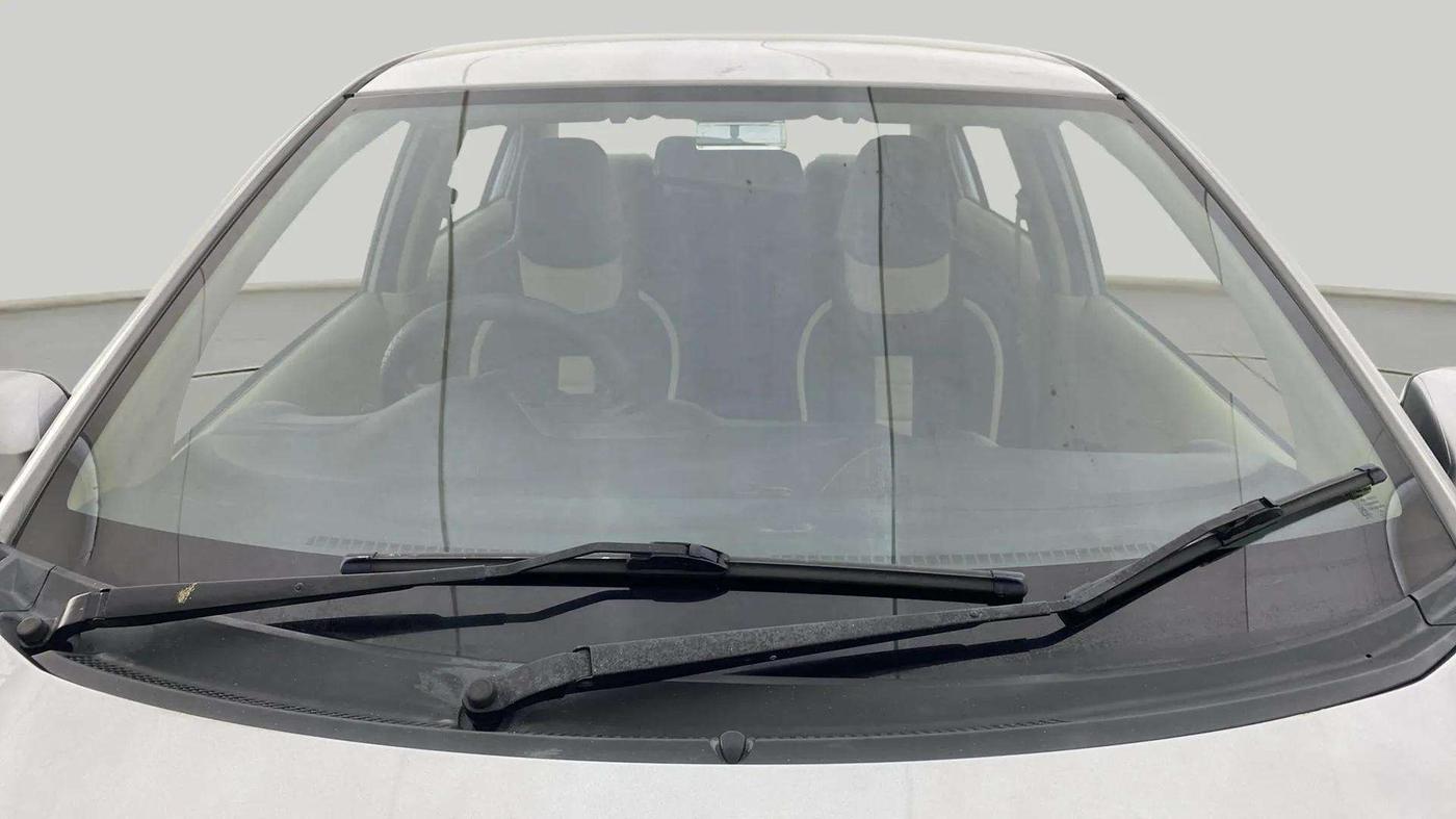 2015 Honda Amaze 1.2L I-VTEC S, Petrol, Manual, 85,612 km, Front Windshield