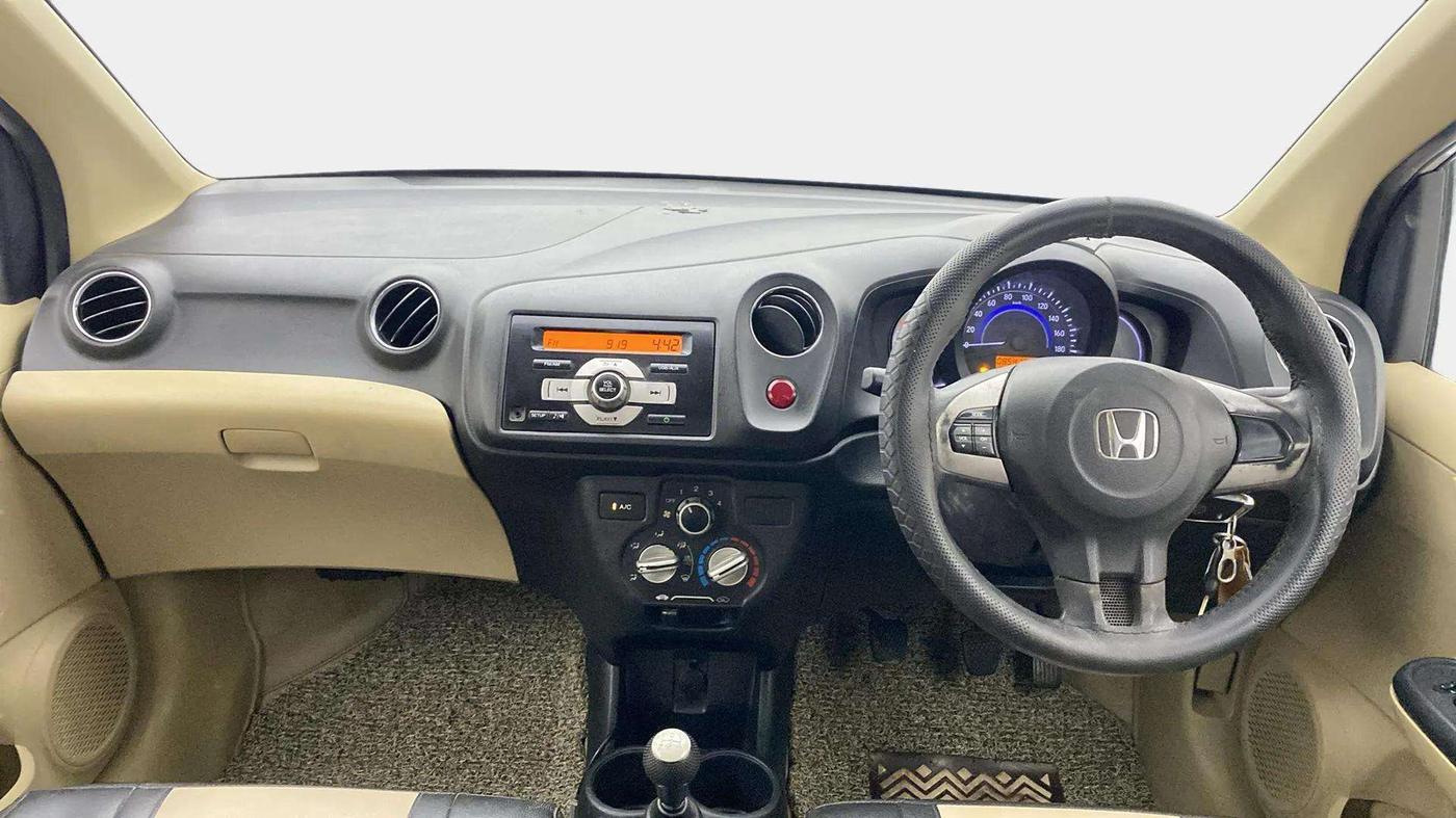 2015 Honda Amaze 1.2L I-VTEC S, Petrol, Manual, 85,612 km, Dashboard