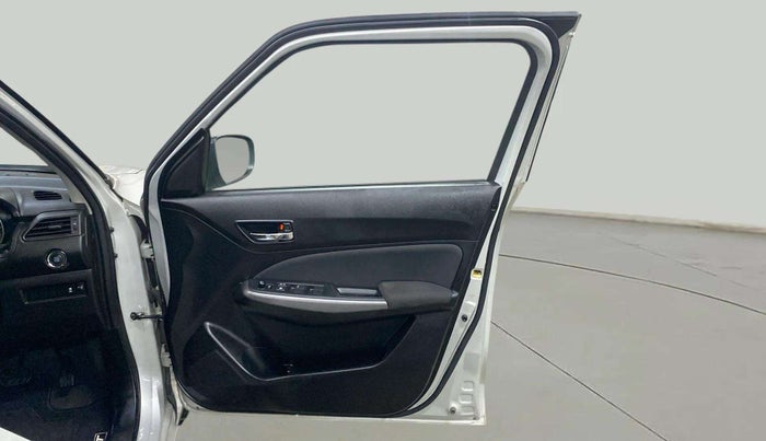 2023 Maruti Swift ZXI PLUS AMT, Petrol, Automatic, 13,587 km, RHS Front Door