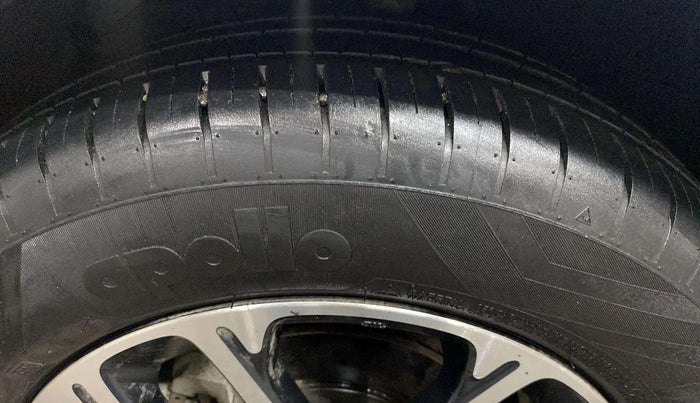 2023 Maruti Swift ZXI PLUS AMT, Petrol, Automatic, 13,587 km, Left Front Tyre Tread