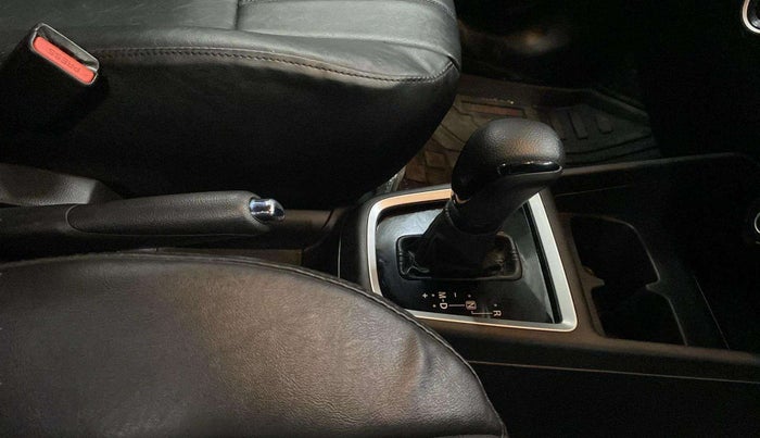 2023 Maruti Swift ZXI PLUS AMT, Petrol, Automatic, 13,587 km, Gear Lever
