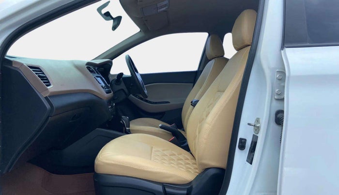 2019 Hyundai Elite i20 SPORTZ PLUS  1.2 CVT, Petrol, Automatic, 55,095 km, Right Side Front Door Cabin