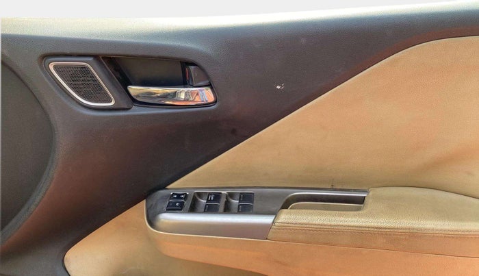 2019 Honda City 1.5L I-VTEC ZX CVT, Petrol, Automatic, 57,269 km, Driver Side Door Panels Control