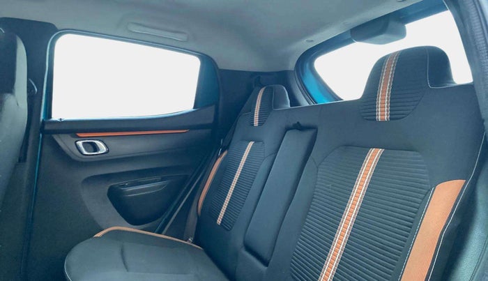 2019 Renault Kwid CLIMBER 1.0 (O), Petrol, Manual, 46,410 km, Right Side Rear Door Cabin