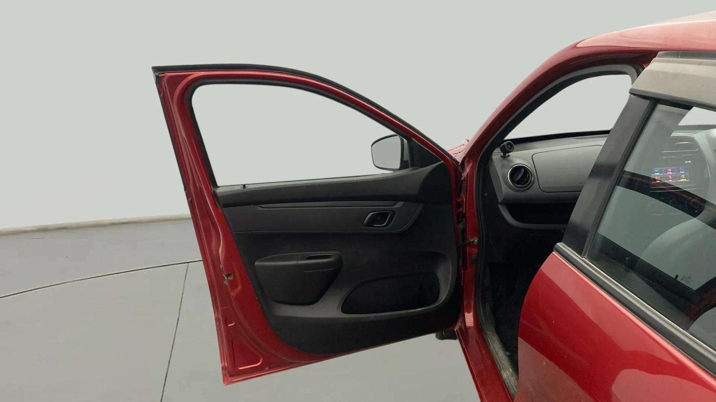 2018 Renault Kwid RXT 1.0, CNG, Manual, 72,428 km, LHS Front Door