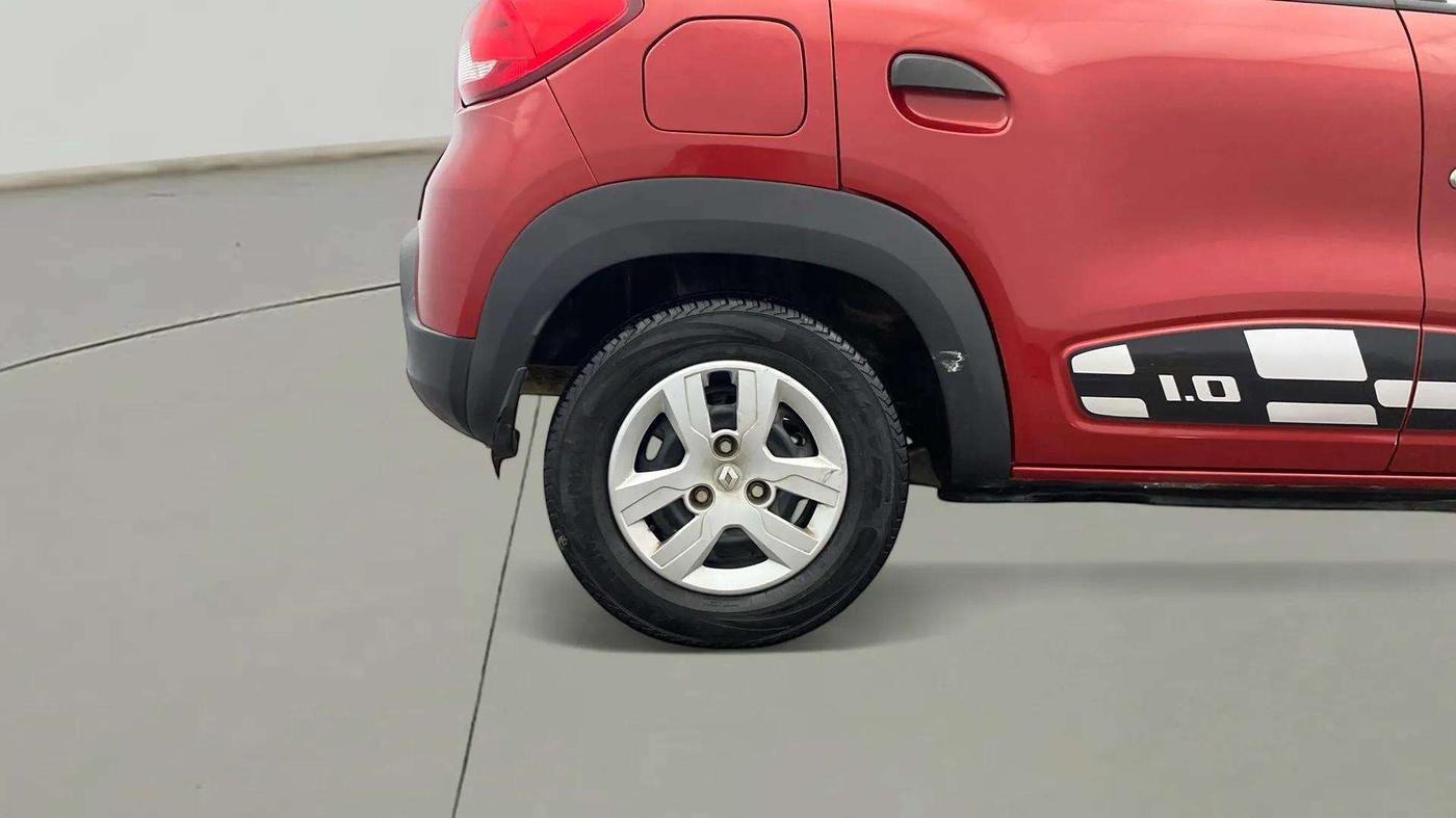 2018 Renault Kwid RXT 1.0, CNG, Manual, 72,428 km, Right Rear Wheel