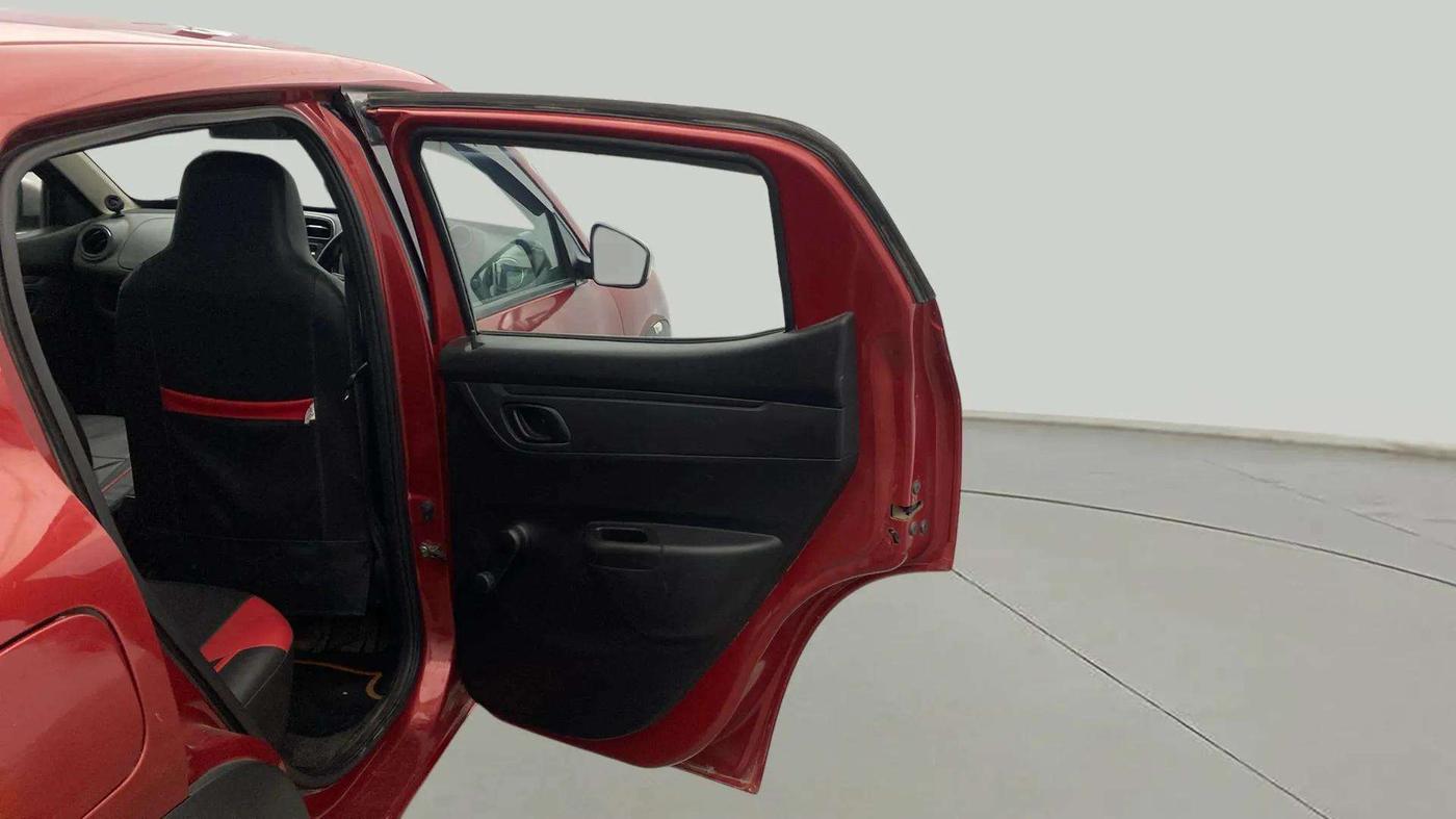 2018 Renault Kwid RXT 1.0, CNG, Manual, 72,428 km, RHS Rear Door