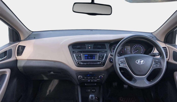 2015 Hyundai Elite i20 SPORTZ 1.2 (O), Petrol, Manual, 66,601 km, Dashboard