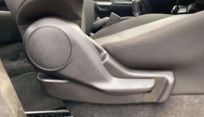 2022 Maruti IGNIS SIGMA 1.2, Petrol, Manual, 25,361 km, Driver Side Adjustment Panel