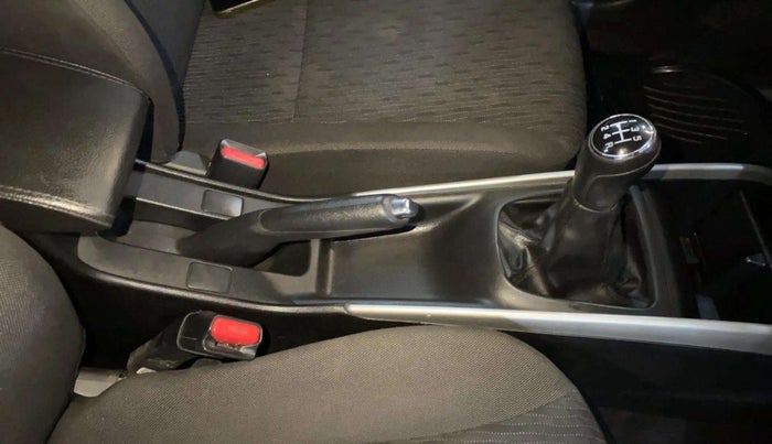 2017 Maruti Baleno DELTA PETROL 1.2, Petrol, Manual, 44,886 km, Gear Lever