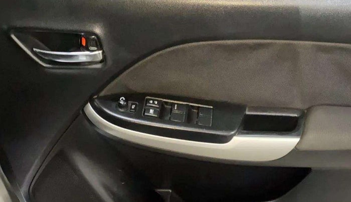 2017 Maruti Baleno DELTA PETROL 1.2, Petrol, Manual, 44,886 km, Driver Side Door Panels Control
