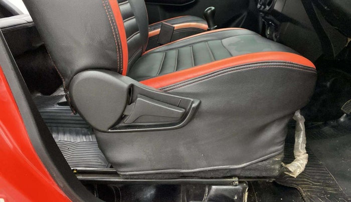 2020 Maruti S PRESSO VXI+, Petrol, Manual, 43,552 km, Driver Side Adjustment Panel