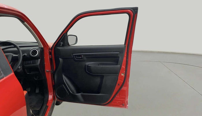 2020 Maruti S PRESSO VXI+, Petrol, Manual, 43,552 km, RHS Front Door