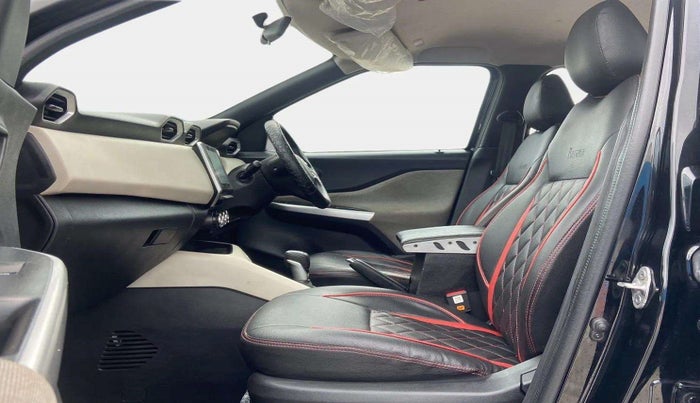 2023 Nissan MAGNITE XV TURBO CVT, Petrol, Automatic, 49,873 km, Right Side Front Door Cabin