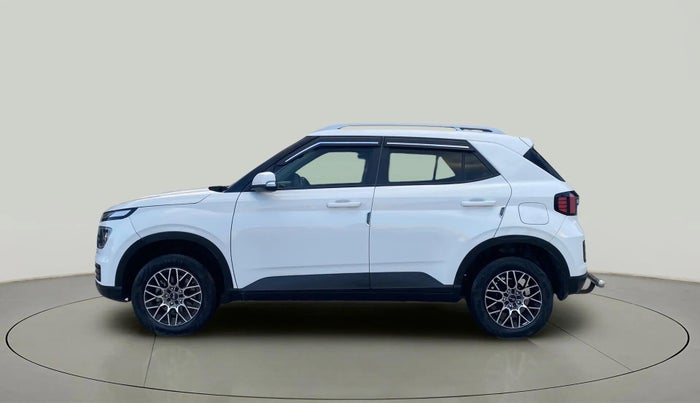 2023 Hyundai VENUE SX 1.2 PETROL, Petrol, Manual, 31,232 km, Left Side