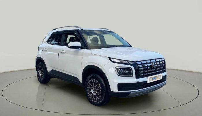 2023 Hyundai VENUE SX 1.2 PETROL, Petrol, Manual, 31,232 km, Right Front Diagonal