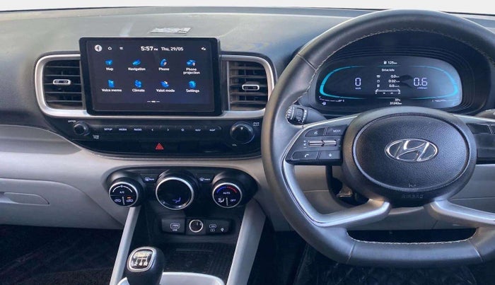 2023 Hyundai VENUE SX 1.2 PETROL, Petrol, Manual, 31,232 km, Air Conditioner