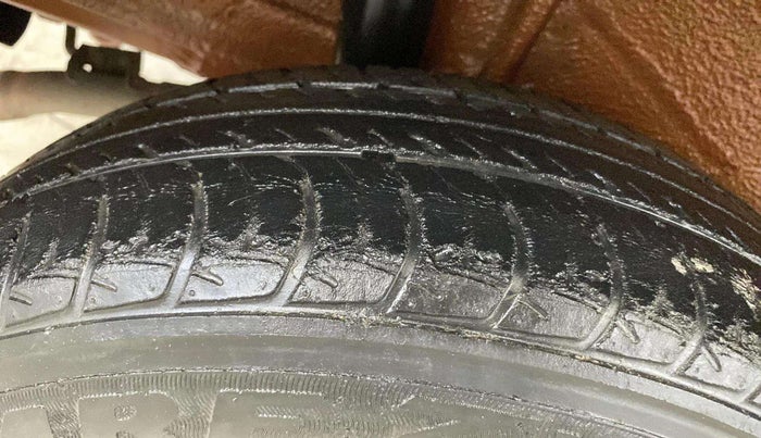 2019 Maruti New Wagon-R VXI 1.2, Petrol, Manual, 33,391 km, Right Rear Tyre Tread